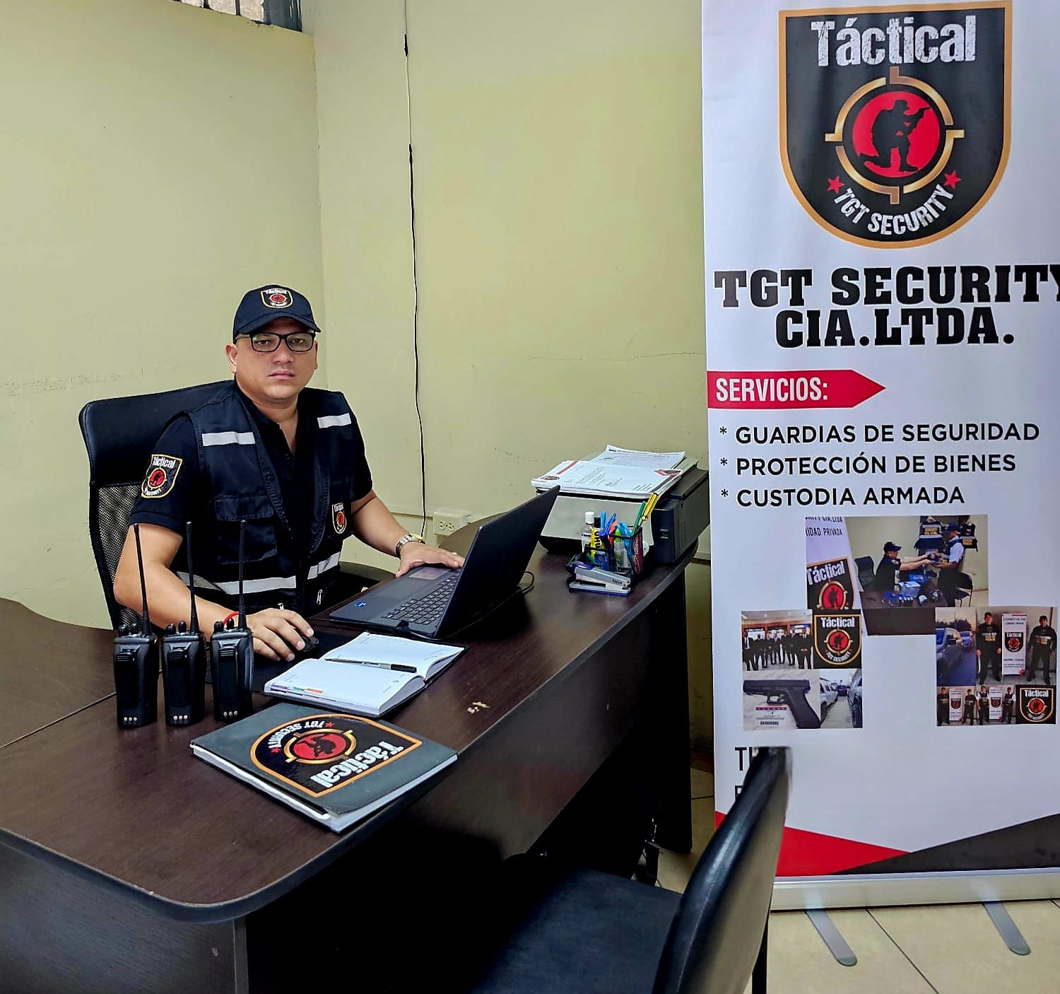 Coordinación operativa en oficina Tactical